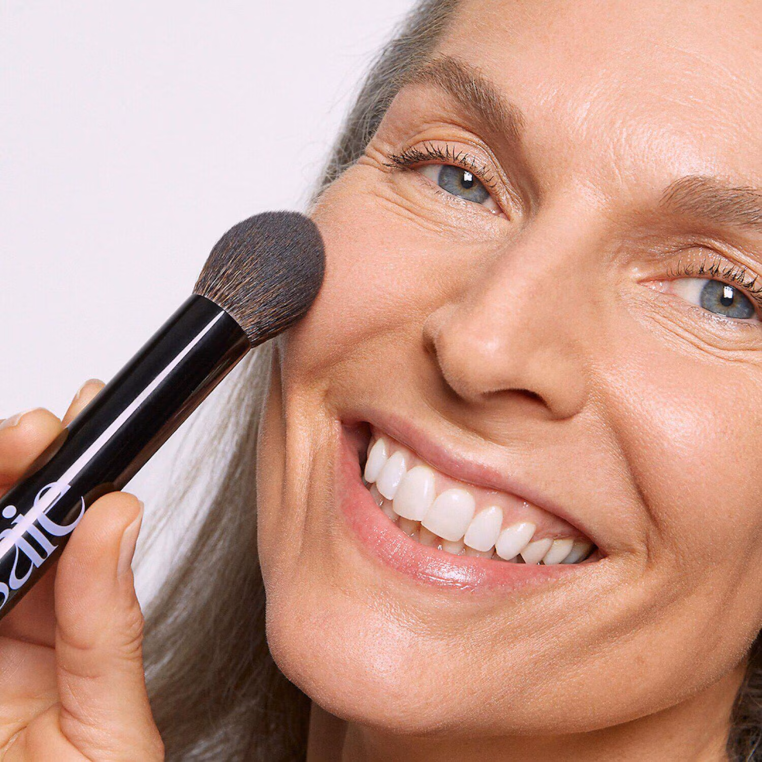 Airset Radiant Loose Setting Powder - Translucent