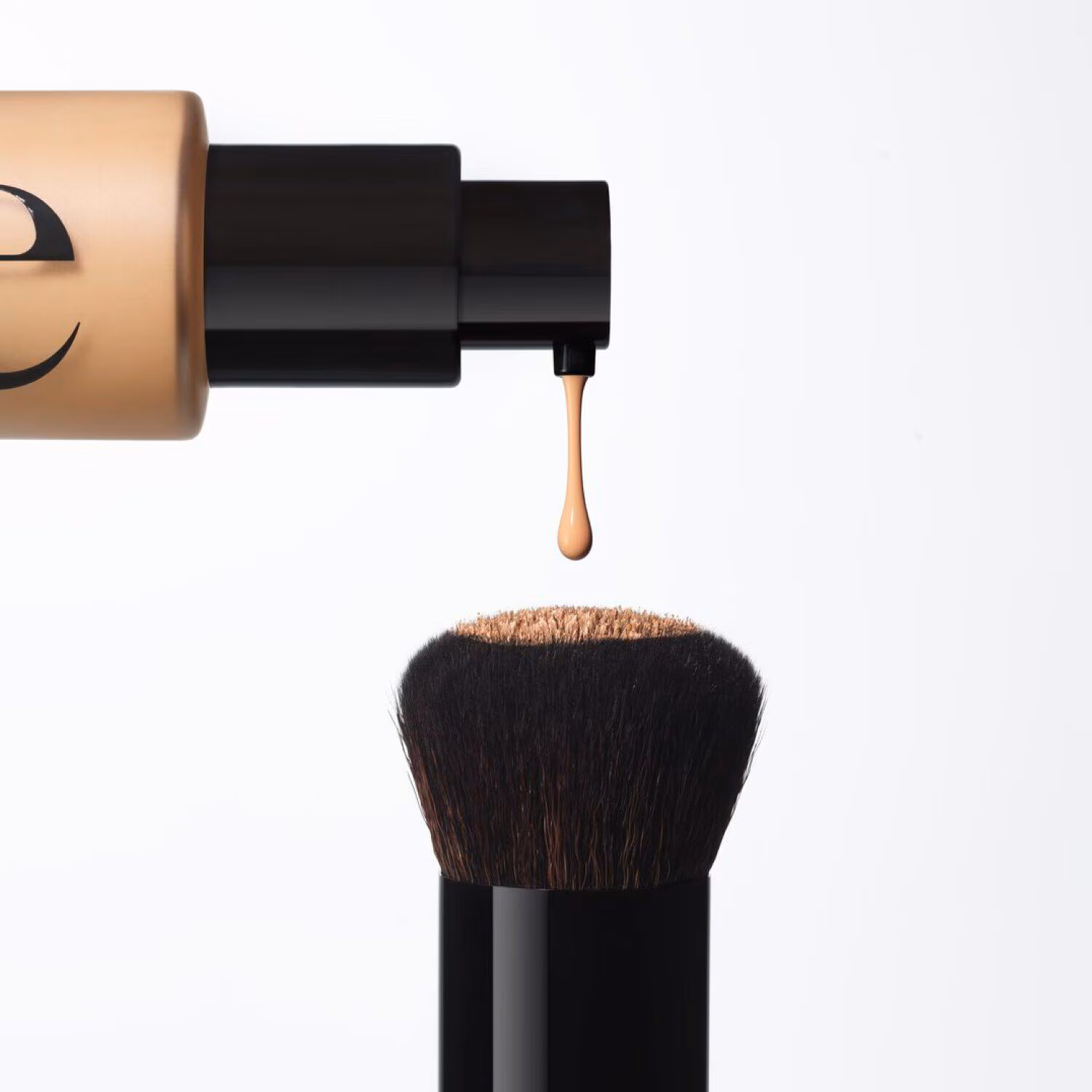The Base Foundation Brush