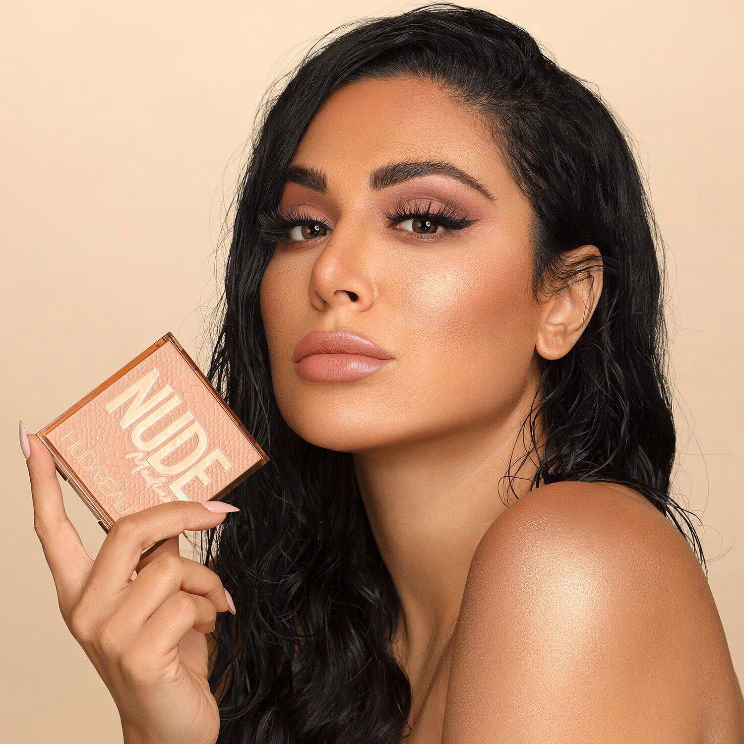 Nude Obsessions Eyeshadow Palette