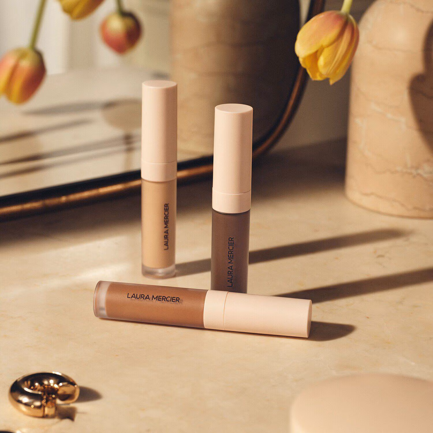 Real Flawless Weightless Perfecting Concealer